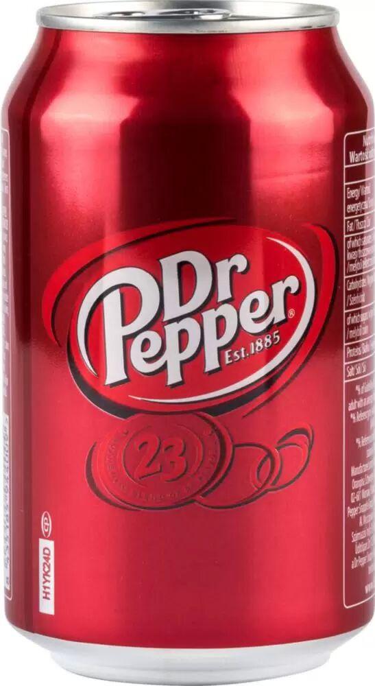 Напиток в жестяной банке. Газировка доктор Пеппер. Dr Pepper 0.33. Доктор Пеппер баночка. Газировка в красной банке.